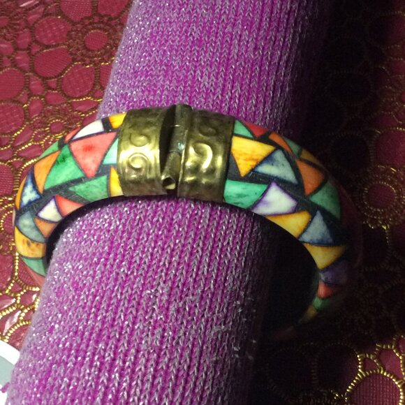 Vintage Hindu Indian Bone Hinged Bangle Bracelet - Picture 4 of 9